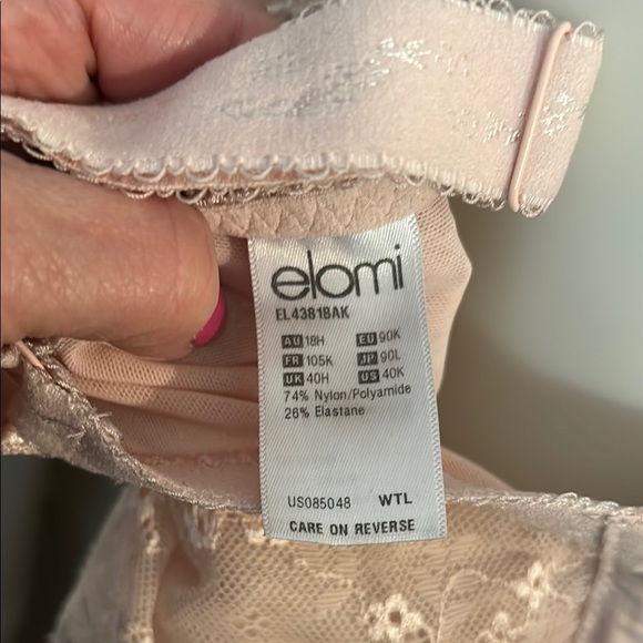 Elegant Lace Women's Intimate in Pink - Picture 3 of 3